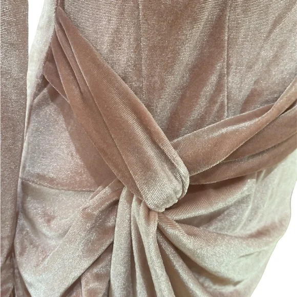 Long Sleeve Velvet High Slit Gown with Gloves - Picture 3 of 4